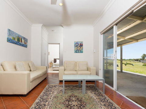 Amhurst - Accommodation Search 3