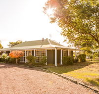 Among the Vines - Accommodation Search