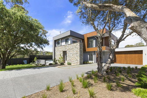 ANCHORAGE - MOUNT MARTHA - Accommodation Search 2