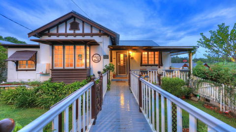 Andavine House - Bed & Breakfast - Accommodation Search 1