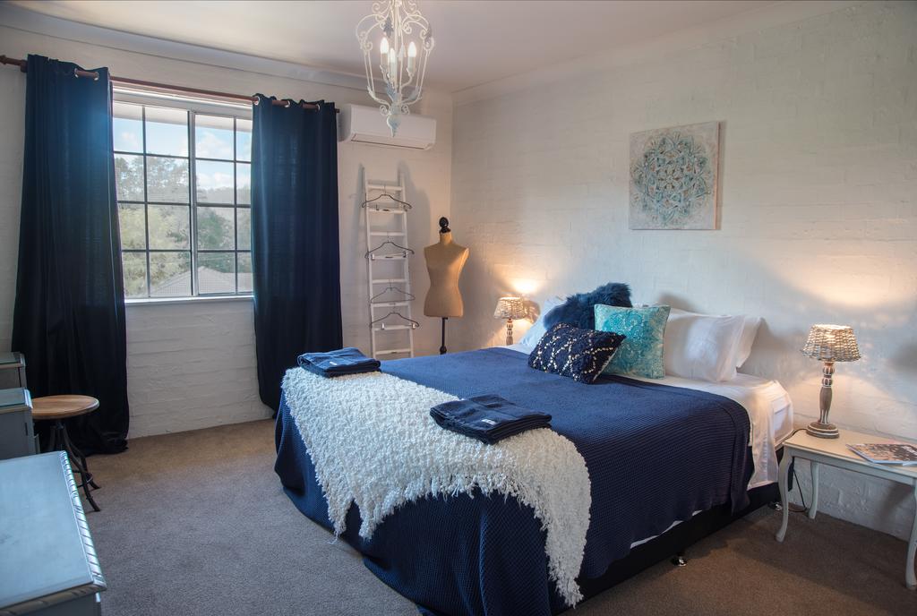 Watanobbi NSW Accommodation Search