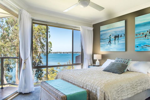 Anne's Waterfront Haven B&B - Accommodation Search 0
