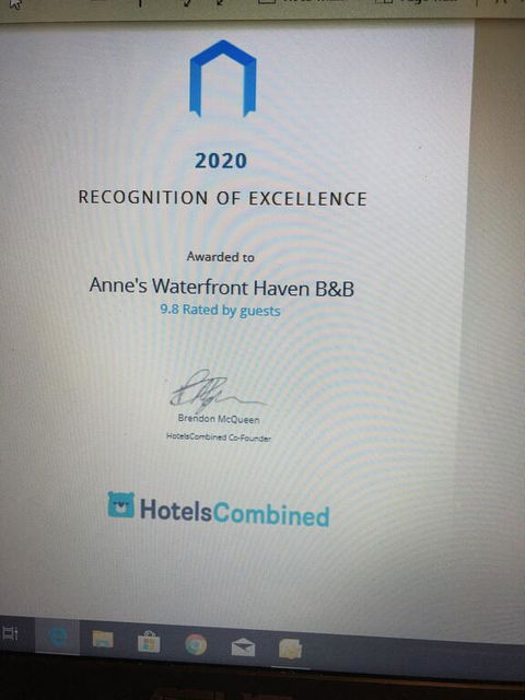 Anne's Waterfront Haven B&B - Accommodation Search 1