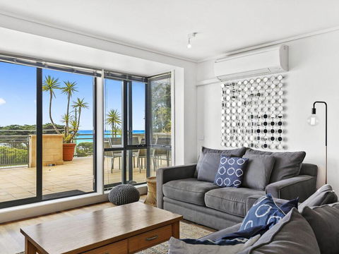 APARTMENT 12 PACIFIC APARTMENTS- Across From The Pier - Accommodation Search 2