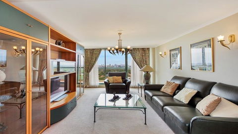 Apartment In The Heart Of Chatswood - Accommodation Search 0