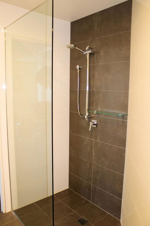 Apartment On King Street - Accommodation Search 3