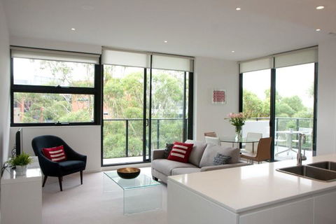 Apartment Saunders Close MP001 - Accommodation Search 1