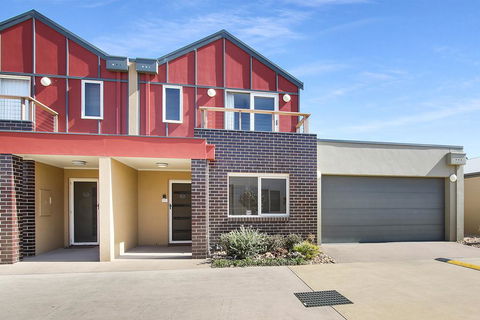 Apartments On Church - Unit 7 - Accommodation Search 0