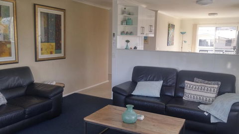 Apollo Luxury Apartments - Accommodation Search 3