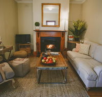 Apple Cottage Orange NSW - Accommodation Search