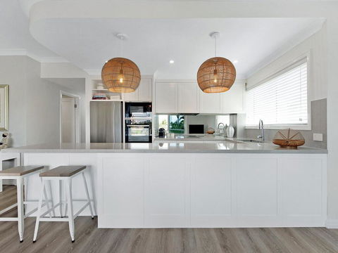 Arc Resort Stunning 3 Bedroom In Broadbeach - Accommodation Search 1