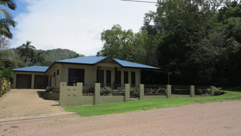 Arcadia Villas Unit 3 - Accommodation Search 0