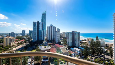 Aristocrat Apartments - Accommodation Search 0
