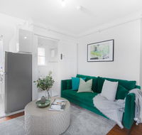 Art Deco Nook Around The Corner From Oxford St - Accommodation Search