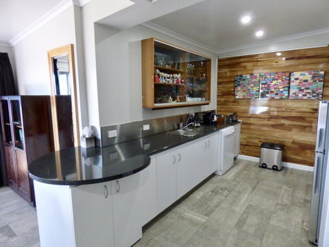 ArtHOUSE Beachfront Accommodation - Accommodation Search 2