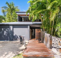 Arya Holiday House Byron Bay - Accommodation Search