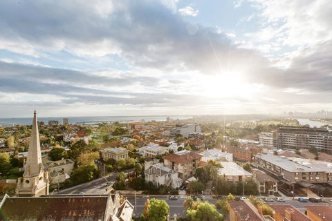 Ascent Apartment With Ocean Views By Ready Set Host - Accommodation Search 2