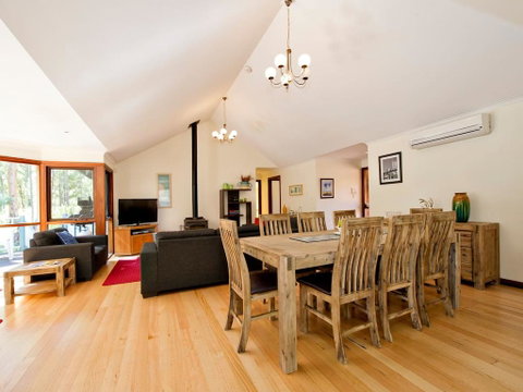 Ashleigh - Accommodation Search 3