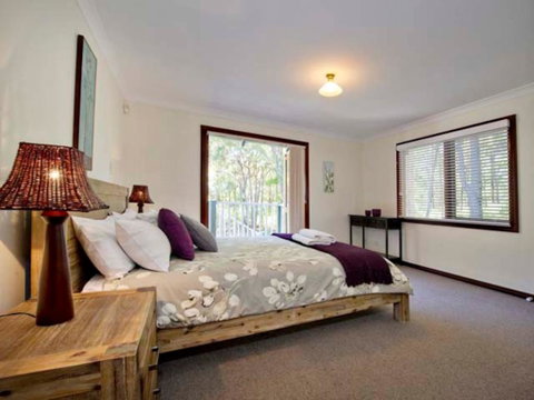 Ashleigh - Accommodation Search 0