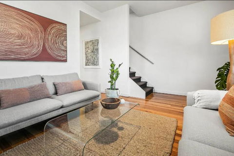 Luxury Norwood Retreat - Accommodation Search 2