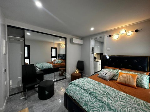 Luxury Suite In Canberra - Accommodation Search 0