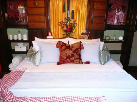 Madam Saddler - On Fraser Clunes - Accommodation Search 1