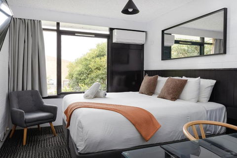 M Hotel - Accommodation Search 3