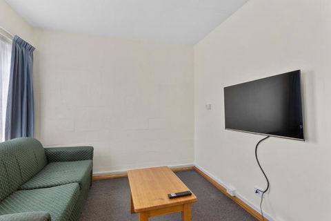 Martin Cash Motel - Accommodation Search 2