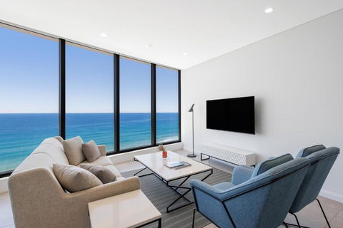 Meriton Suites Surfers Paradise - Accommodation Search 2