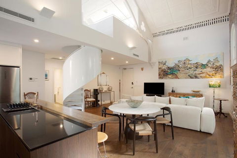Mezzanine Magic, Bondi Junction - Accommodation Search 1