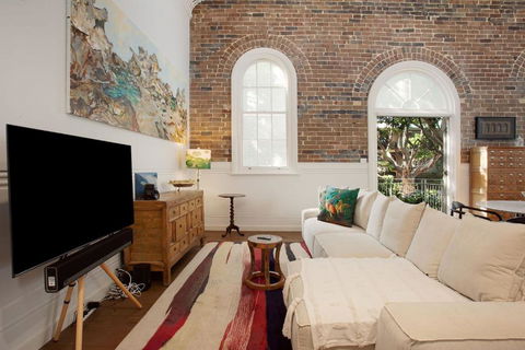 Mezzanine Magic, Bondi Junction - Accommodation Search 2