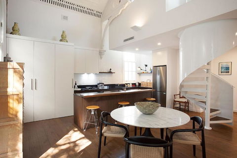 Mezzanine Magic, Bondi Junction - Accommodation Search 3