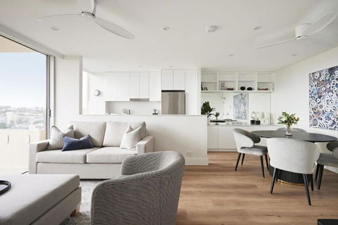 Modern Glamour I90 - Accommodation Search 3