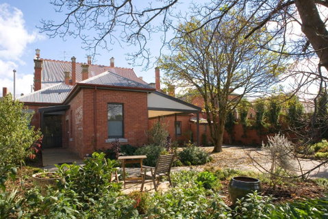 Mollisons - Accommodation Search 0