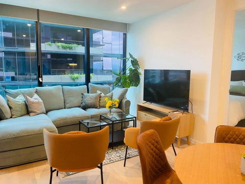 Moody Moon Apartment @ Sky Garden - Glen Waverley - Accommodation Search 2