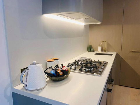Moody Moon Apartment @ Sky Garden - Glen Waverley - Accommodation Search 3