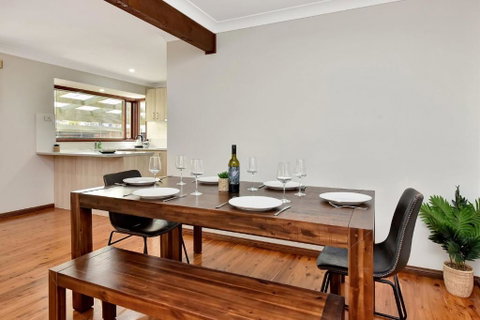 NEW PropertyBreezy Bayside Haven At Brightwaters - Accommodation Search 3