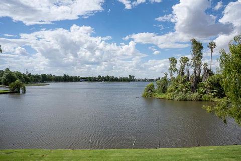 Mulwala Lakeside Apartment - Accommodation Search 1