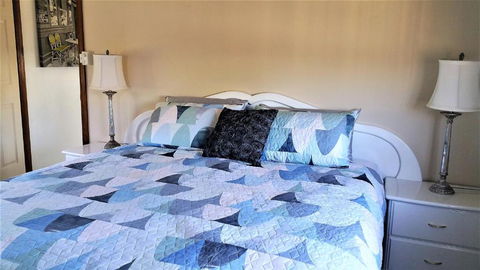 Must Love Dogs B&B & Self Contained Cottage - Accommodation Search 1