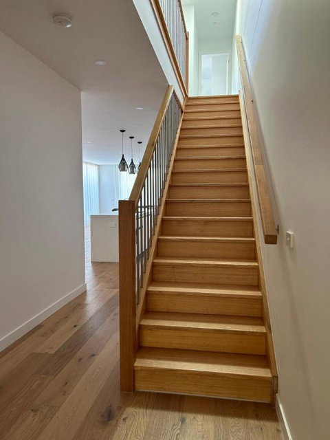 New 2-story House With 4 Bedrooms And 3 Shower Rooms - Accommodation Search 1