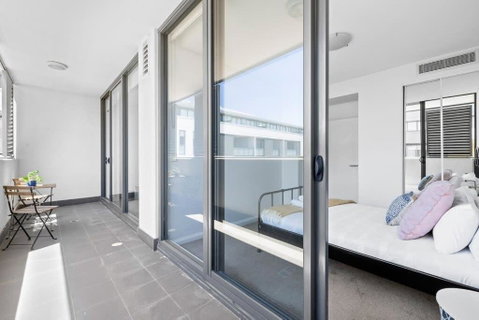 NEW 3BR Apt In Kingsgrove Sleeps 7 - Accommodation Search 1