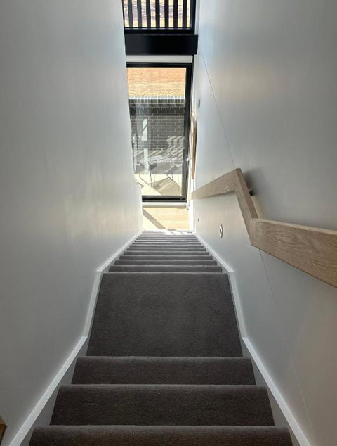 New & Modern Loft 1bd W/Pool&Gym - Accommodation Search 3