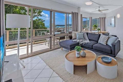 NEW! Gorgeous 2BR Apartment With Stunning Ocean Views! - Accommodation Search 0