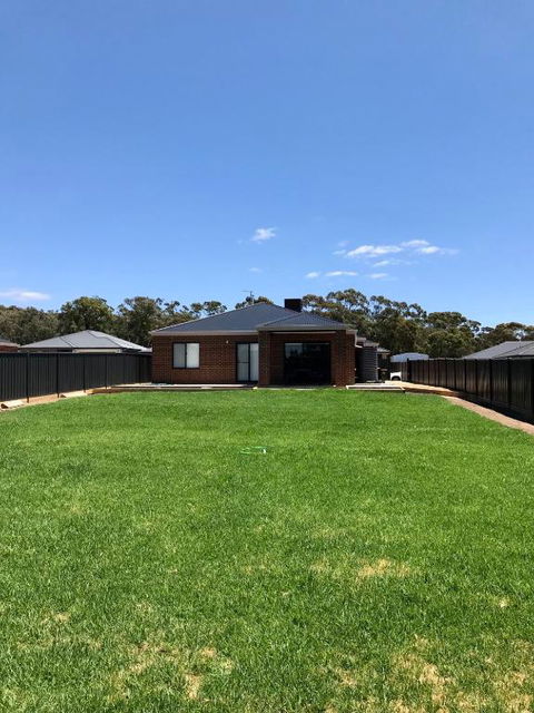 New Modern And Spacious In A Quiet Location Only 12 Min From The City - Accommodation Search 2