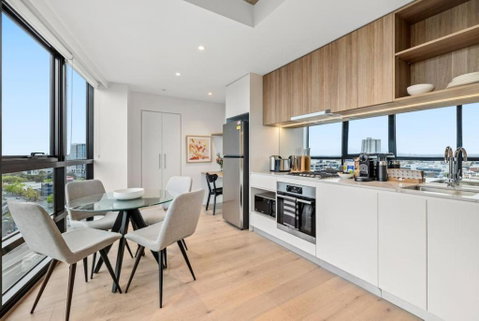 NEW Spectacular Views Southbank - Accommodation Search 1