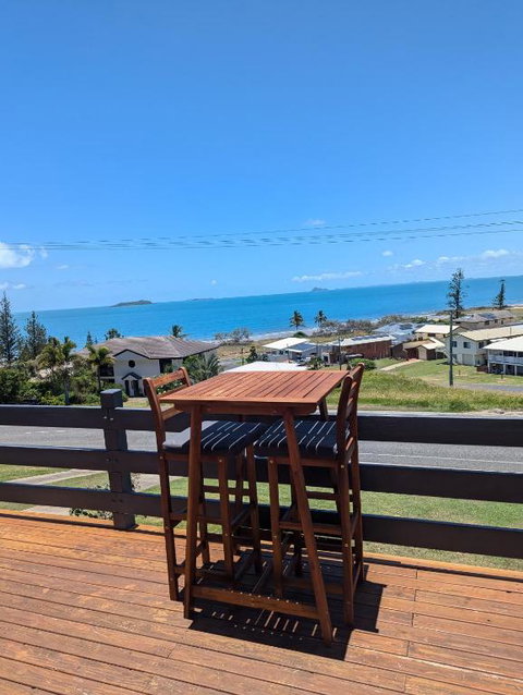 Newly Renovated With Ocean Views - Accommodation Search 2