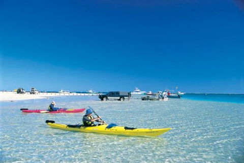 Ningaloo Club Backpackers - Accommodation Search 2