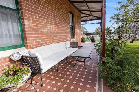 Noble View - Accommodation Search 2
