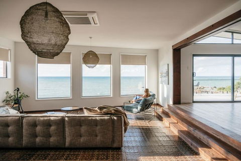 Novo Luxury Apartment Penguin Accommodation Itas - Accommodation Search 3