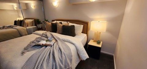 NYC Loft Brisbane, Free Parking! - Accommodation Search 0